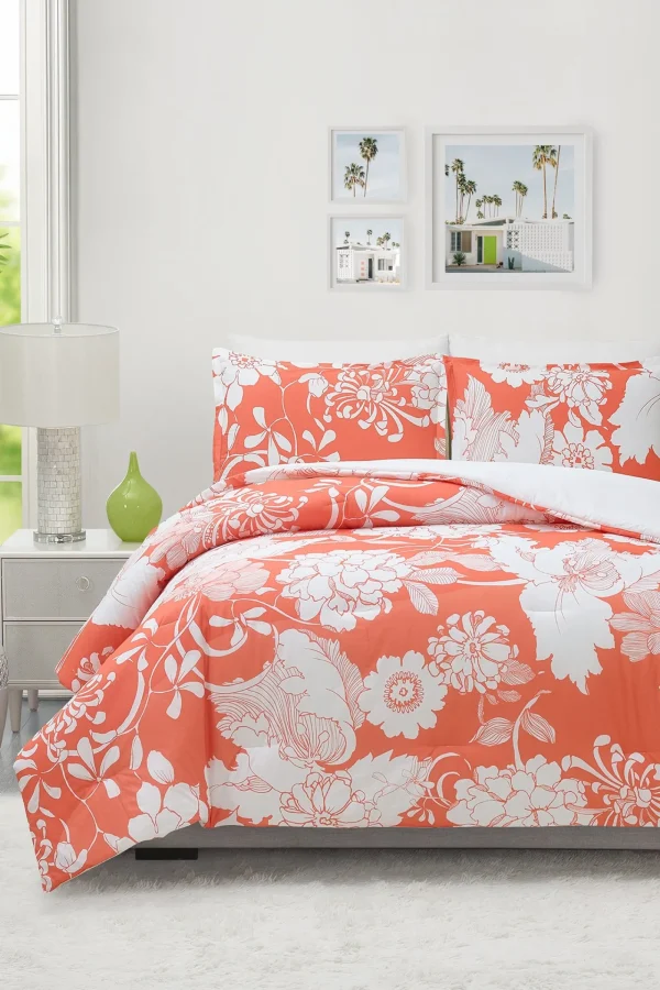 Trina Turk Furusato Floral Full/Queen 3-Piece Comforter Set